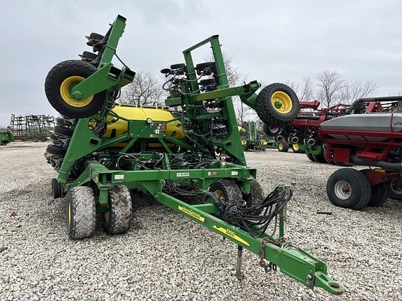 Image of John Deere 1990 equipment image 1