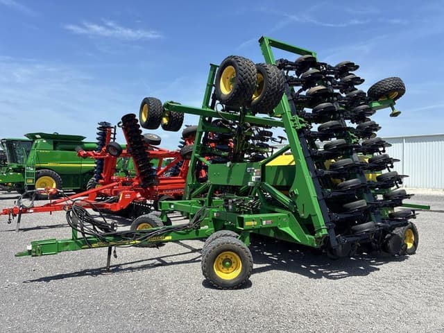 Image of John Deere 1990 equipment image 1