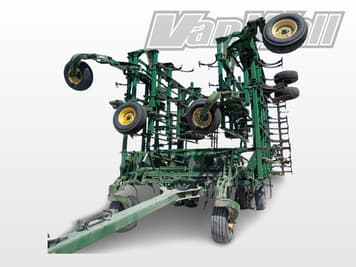 Main image John Deere 2210