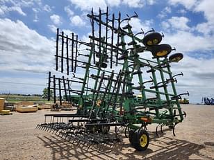 Main image John Deere 2210 5