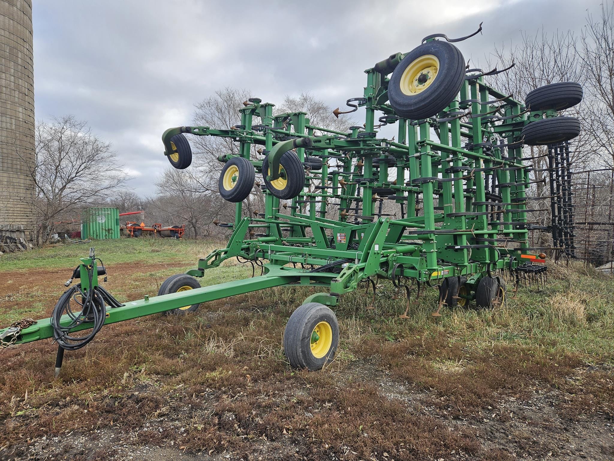 2010 John Deere 2210 Equipment Image0