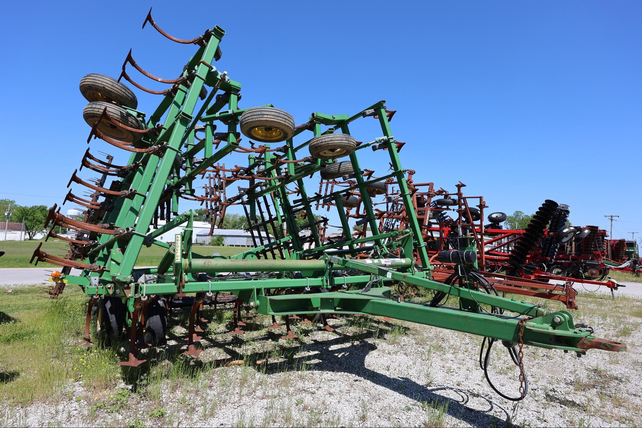 2010 John Deere 2210 Equipment Image0