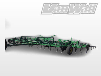 Main image John Deere 2210