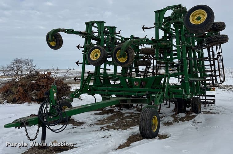 Image of John Deere 2210 Primary image