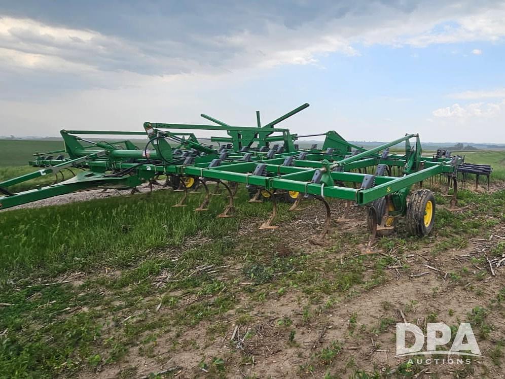 Image of John Deere 2210 Primary image