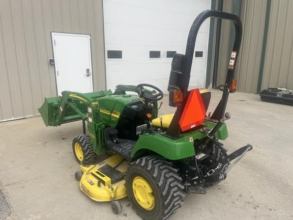 Image of John Deere 2305 equipment image 2
