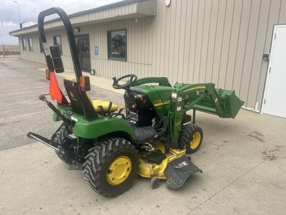 Image of John Deere 2305 equipment image 4