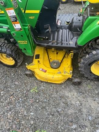 Image of John Deere 2305 equipment image 3