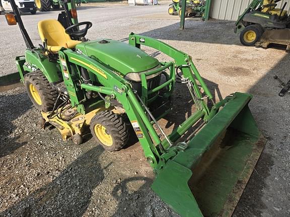 Image of John Deere 2305 Primary image
