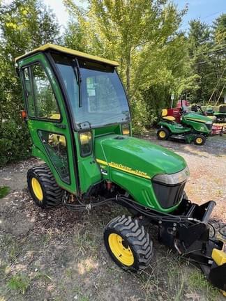 Main image John Deere 2305