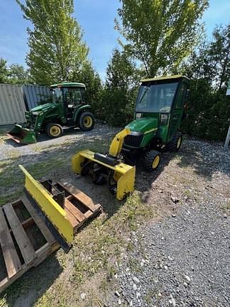 Image of John Deere 2305 equipment image 1