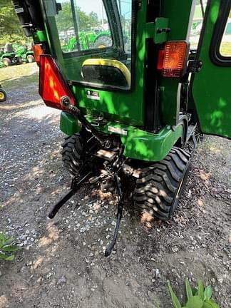 Image of John Deere 2305 equipment image 4