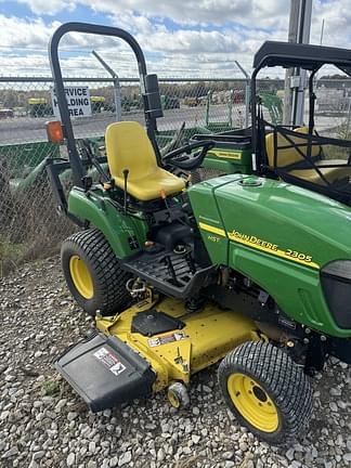 Image of John Deere 2305 Primary image