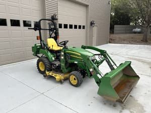 2010 John Deere 2305 Image
