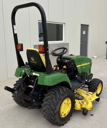Image of John Deere 2305 equipment image 2