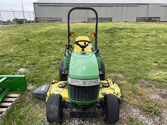 Image of John Deere 2305 equipment image 1