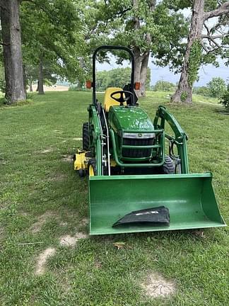 Image of John Deere 2305 equipment image 2