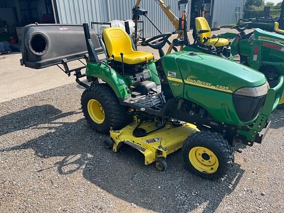 Image of John Deere 2305 equipment image 1