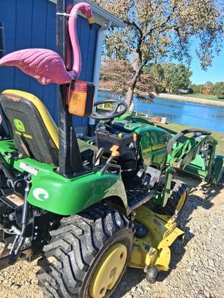 Image of John Deere 2305 equipment image 2