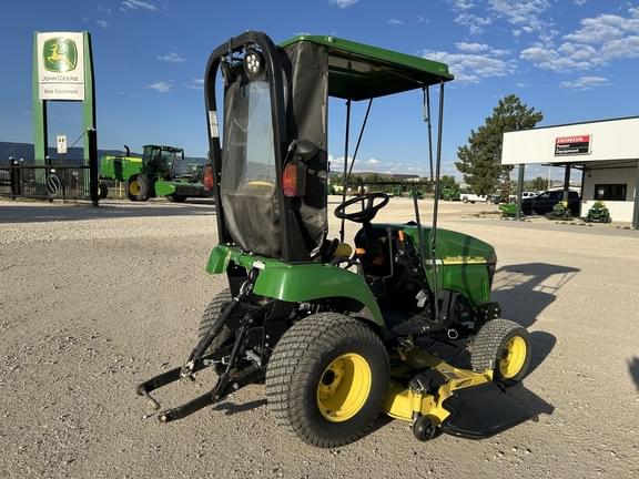 Image of John Deere 2305 equipment image 4