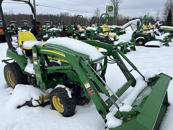 Image of John Deere 2305 equipment image 1