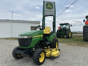 2010 John Deere 2305 Image