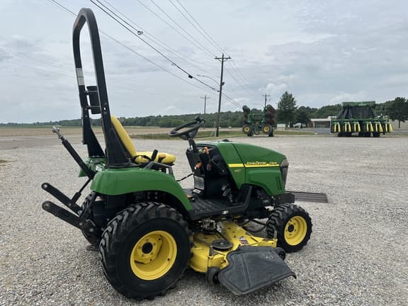 Image of John Deere 2305 equipment image 4