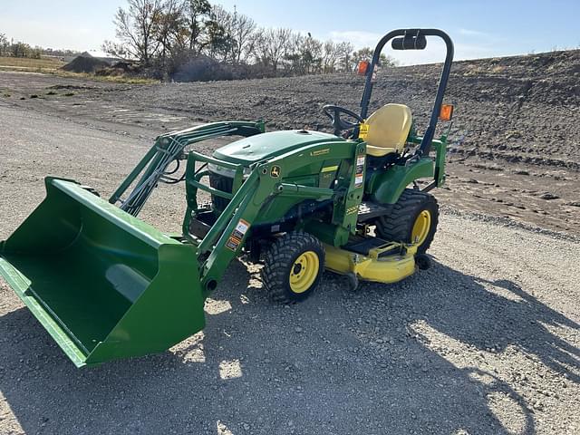 Image of John Deere 2305 equipment image 4