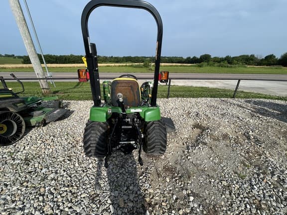Image of John Deere 2305 equipment image 4