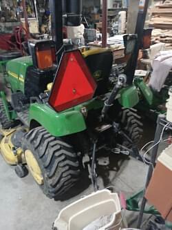 Image of John Deere 2305 equipment image 3