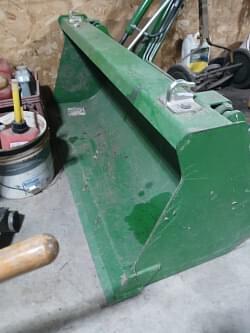 Image of John Deere 2305 equipment image 2