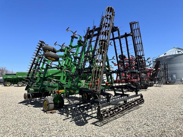 Image of John Deere 2310 equipment image 2