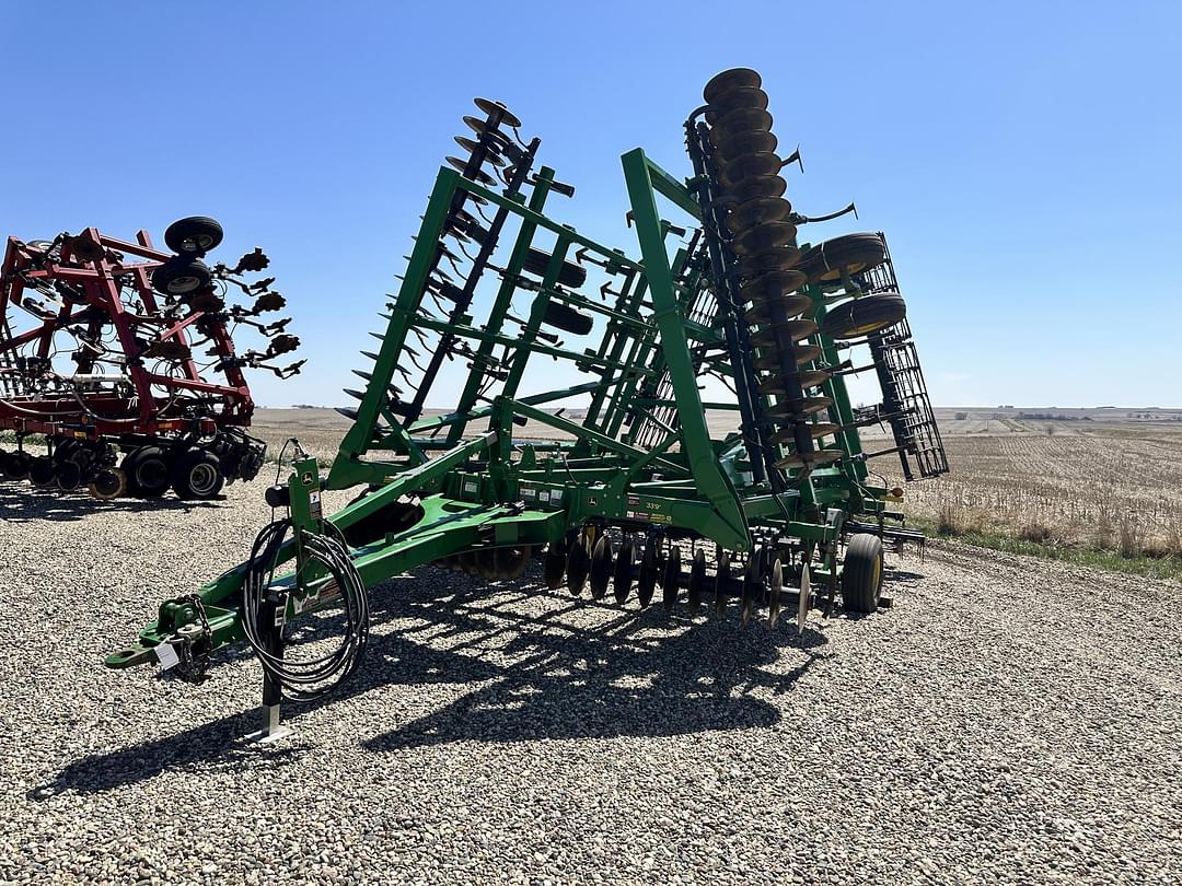 Image of John Deere 2310 Primary image