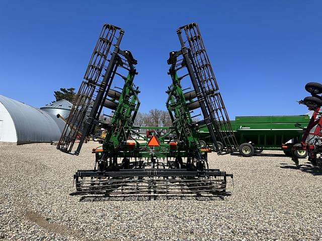 Image of John Deere 2310 equipment image 3