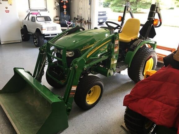 Main image John Deere 2320