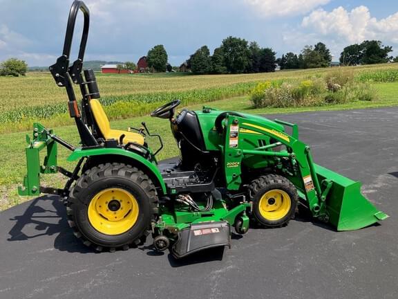 Image of John Deere 2320 equipment image 2