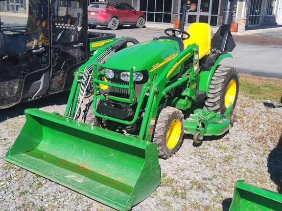 Main image John Deere 2320