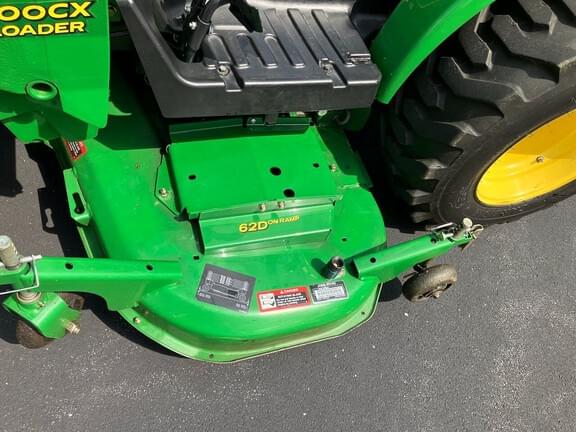 Image of John Deere 2320 equipment image 4