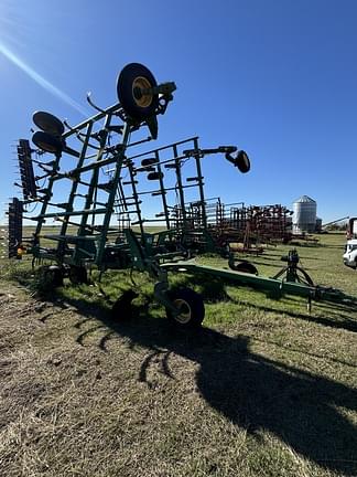 Image of John Deere 2410 equipment image 4