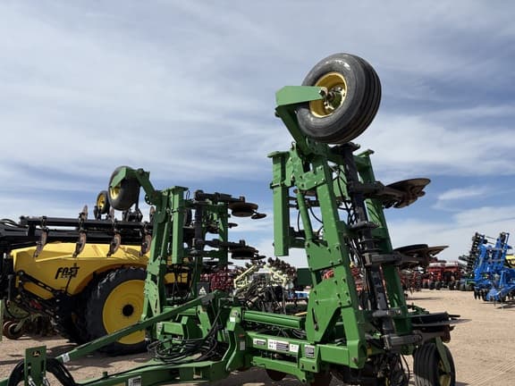 Image of John Deere 2510H equipment image 3
