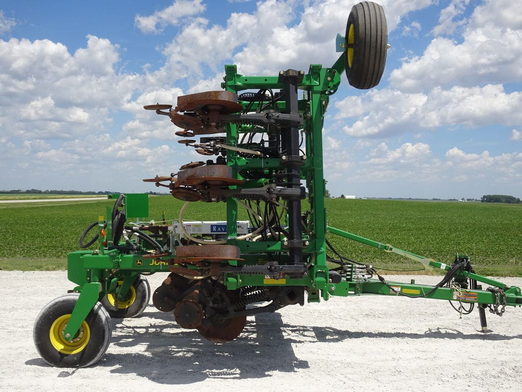 Main image John Deere 2510H