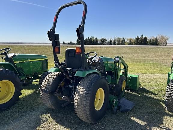 Image of John Deere 2520 equipment image 2