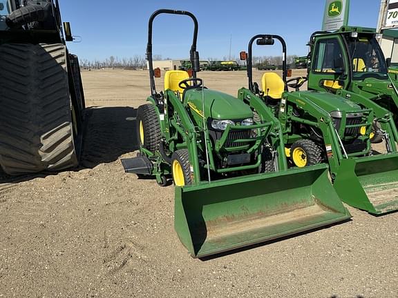 Image of John Deere 2520 equipment image 2