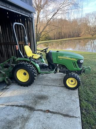 Image of John Deere 2520 equipment image 3