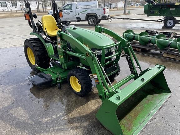 Image of John Deere 2520 equipment image 1