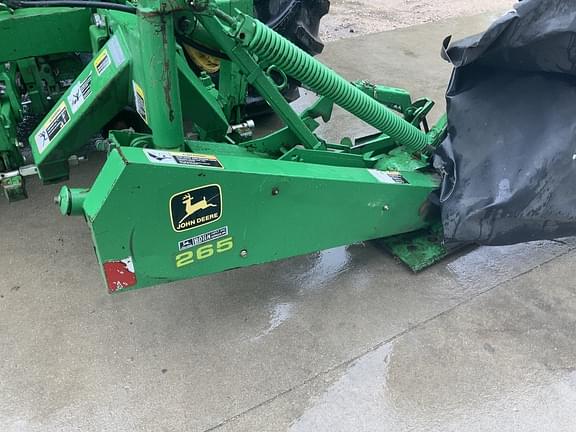 Image of John Deere 265 equipment image 4