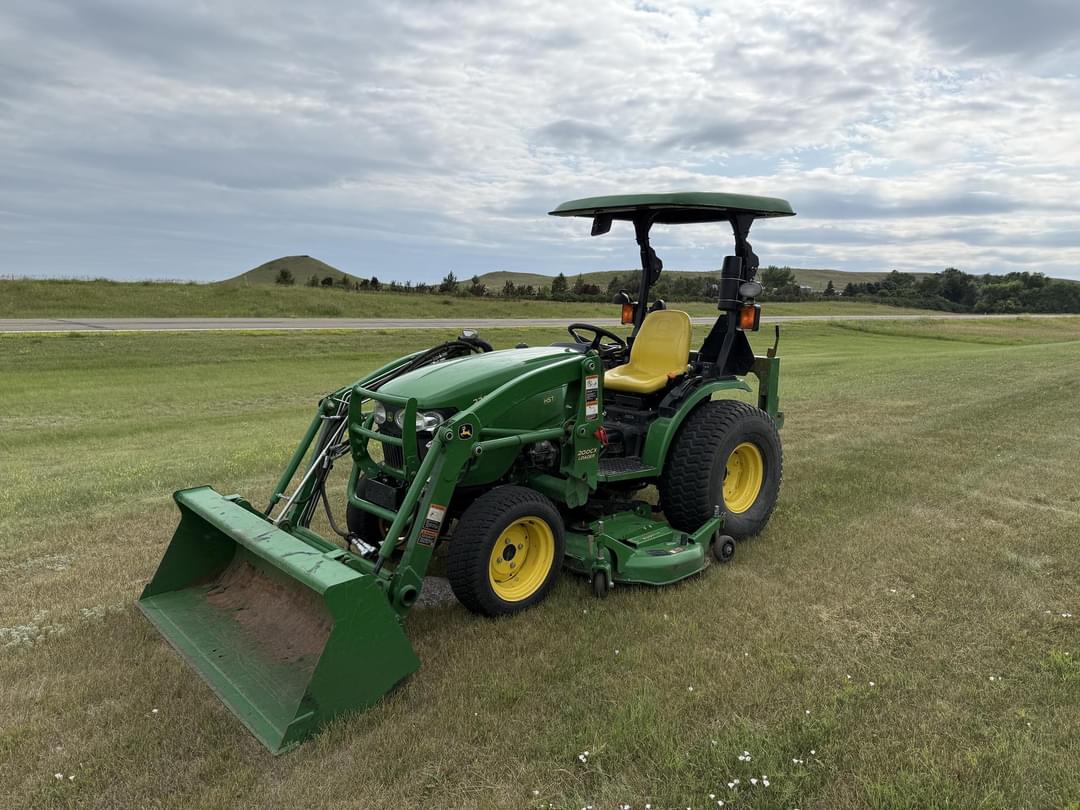 Image of John Deere 2720 Primary image