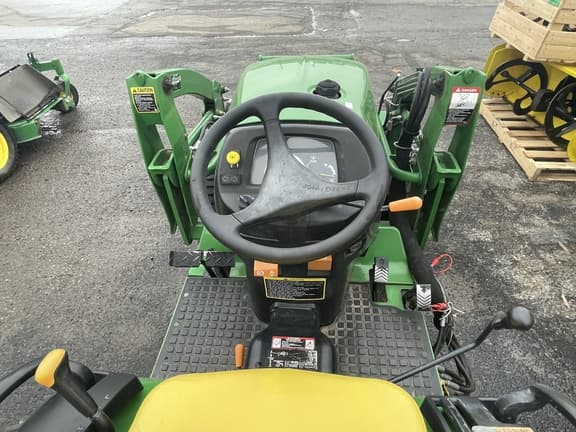 Image of John Deere 2720 equipment image 4
