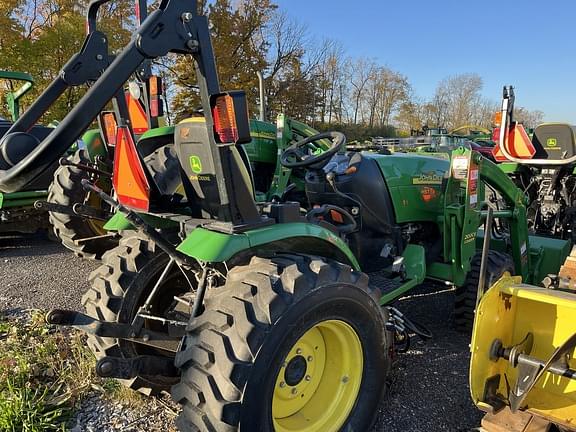 Image of John Deere 2720 equipment image 3