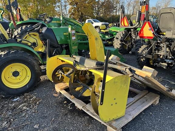 Image of John Deere 2720 equipment image 2